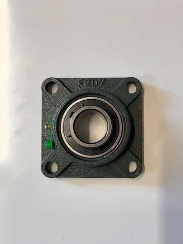 UCF Bearing 207